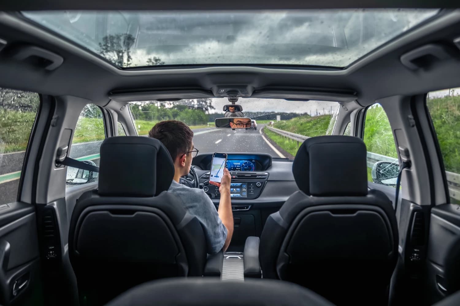 Automotive Company Sells Dashcam Footage from Test Fleet